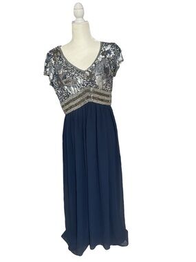 Adrianna Papell Navy Sequin Bodice Evening Gown size 14-